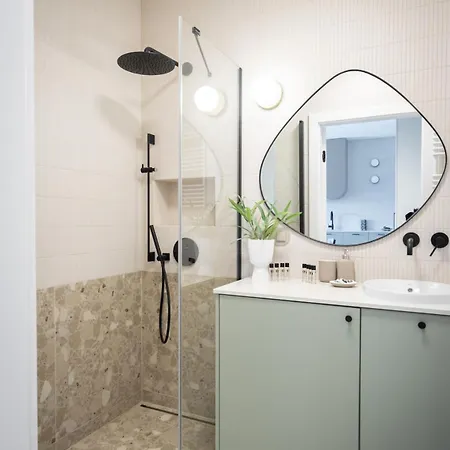 Czysta 4 Center With Ac -properunit * ורוצלב